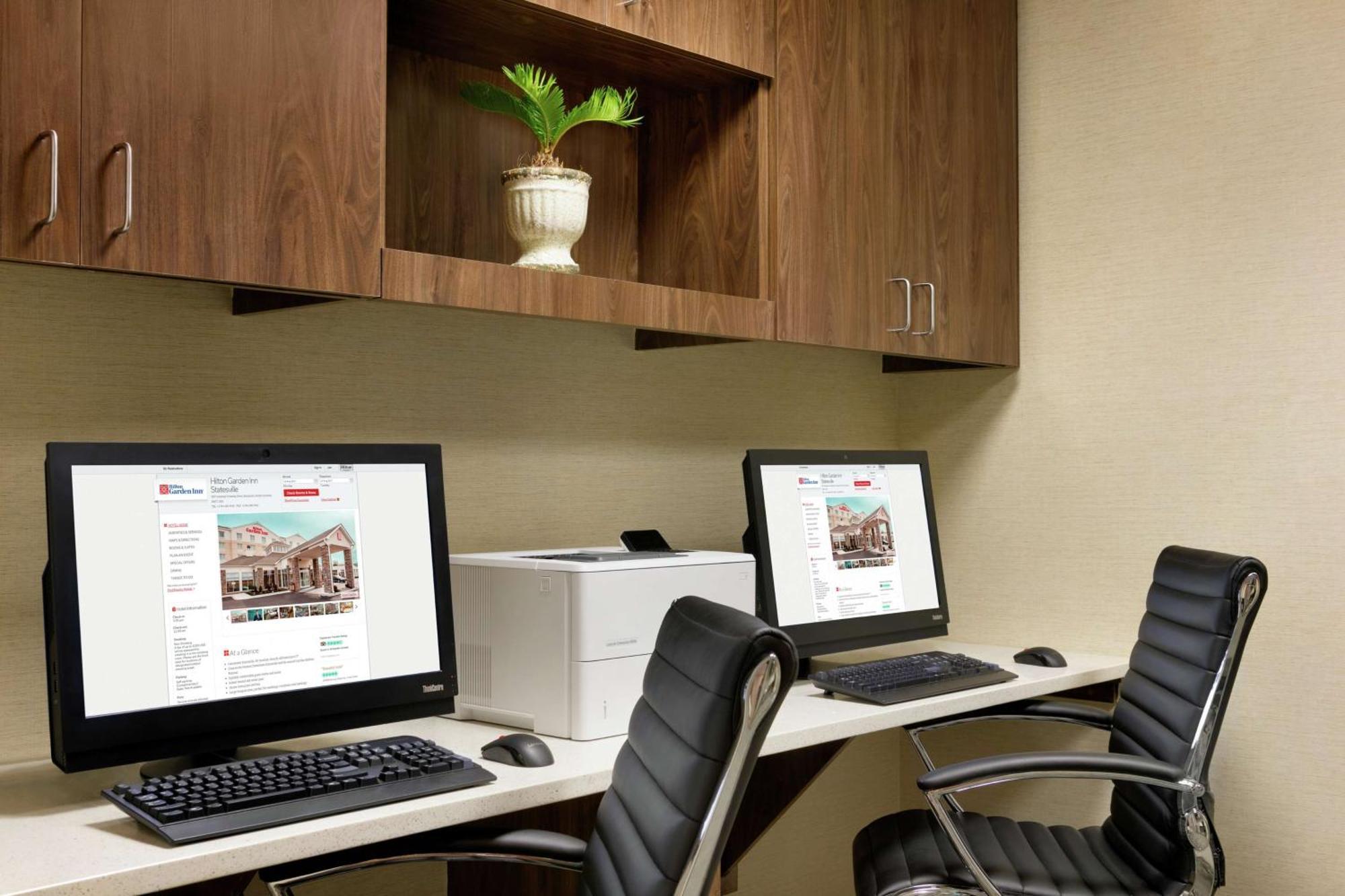 Hilton Garden Inn Statesville Exteriér fotografie